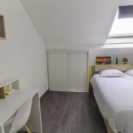Le Marais Private Duplex Apartment Lille